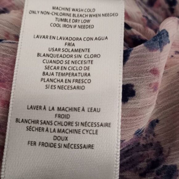 KUT FROM THE KLOTH LAVENDER FLORAL JASMINE BLOUSE SZ.M EUC. - Picture 8 of 8